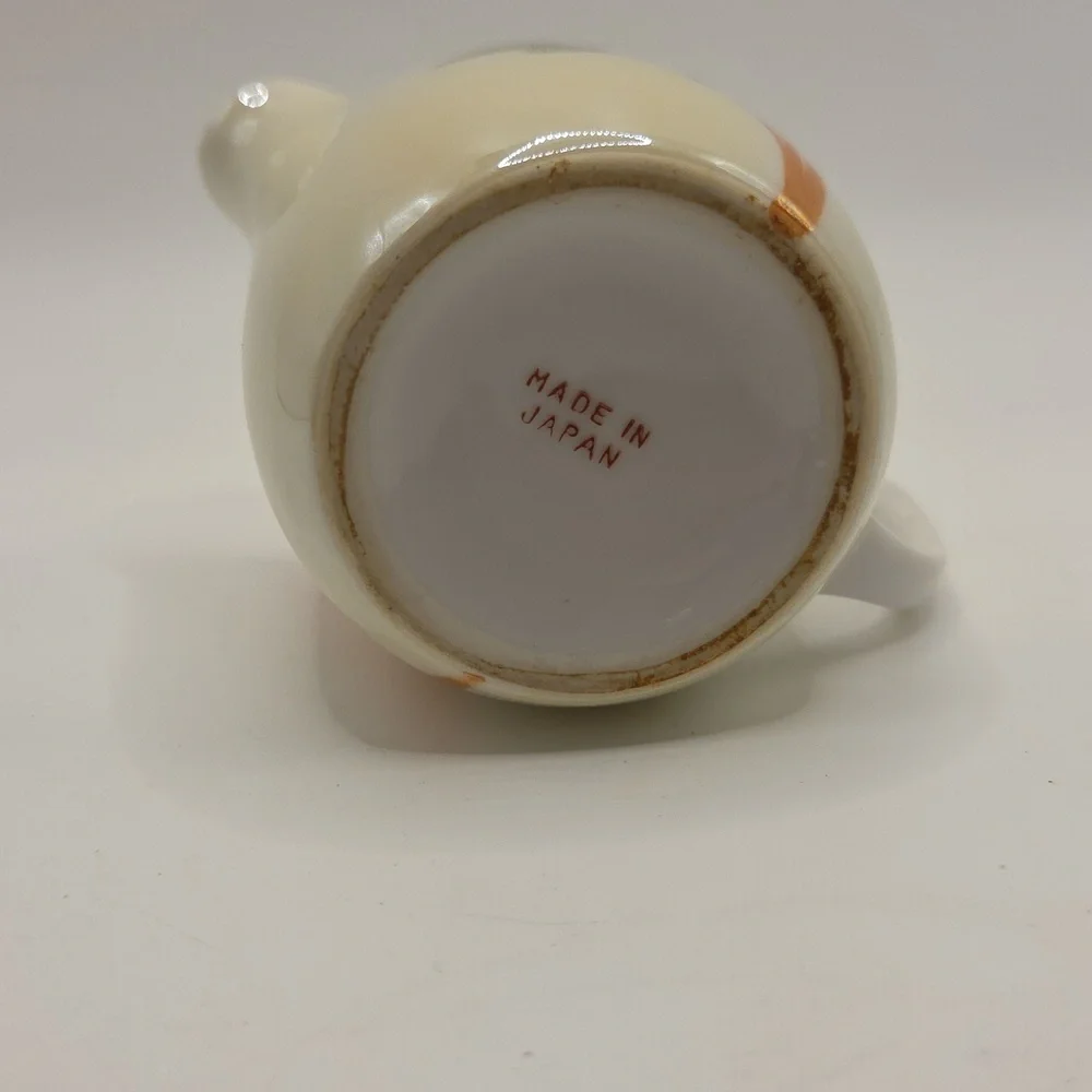 japan lusterware creamer
